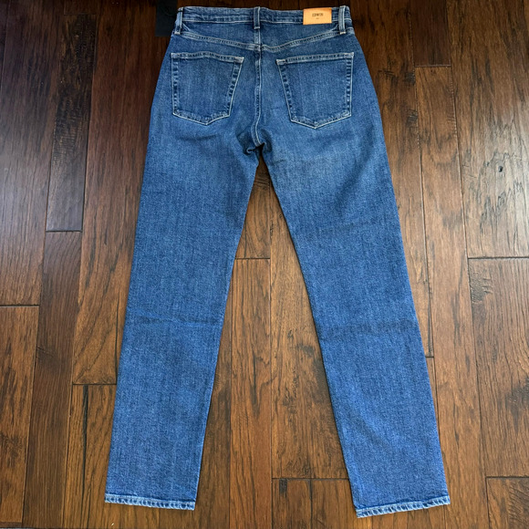 Edwin Women's Hana Vintage High Rise Straight Jeans 27 Blue Horizon Wash $228 - Picture 2 of 9